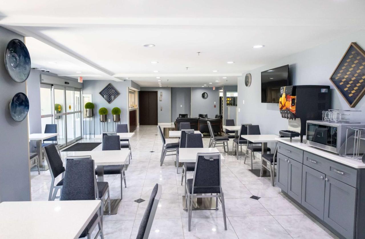 Days Inn By Wyndham College Park Atlanta Airport South Exteriér fotografie