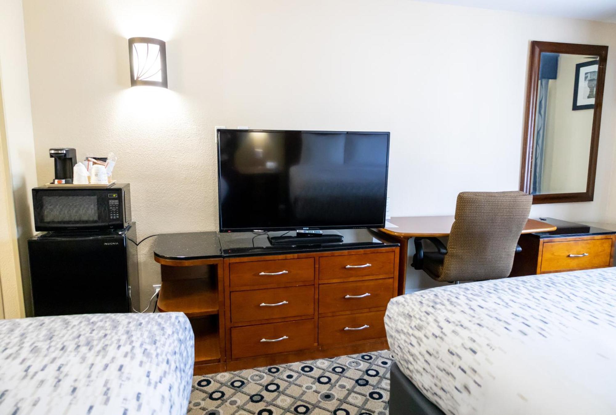 Days Inn By Wyndham College Park Atlanta Airport South Exteriér fotografie